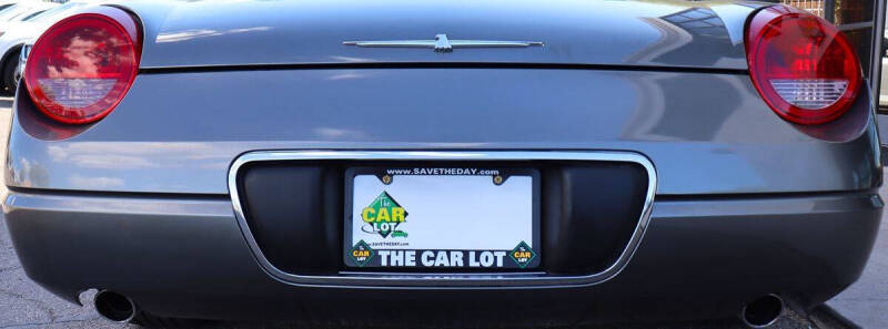 2003 Ford Thunderbird