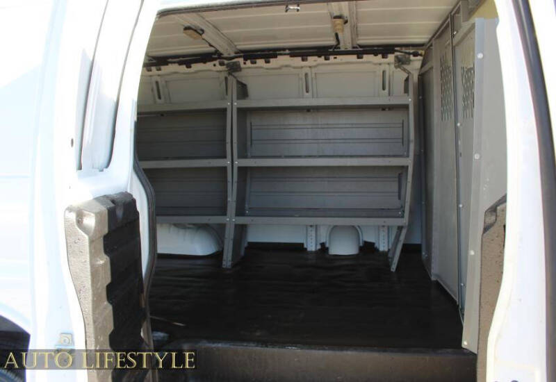 2023 Chevrolet Express 2500