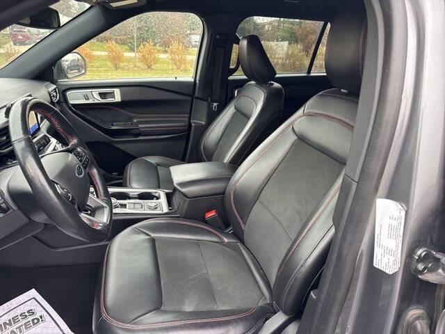 2022 Ford Explorer ST-Line