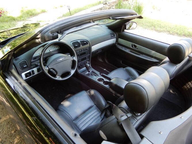 2002 Ford Thunderbird