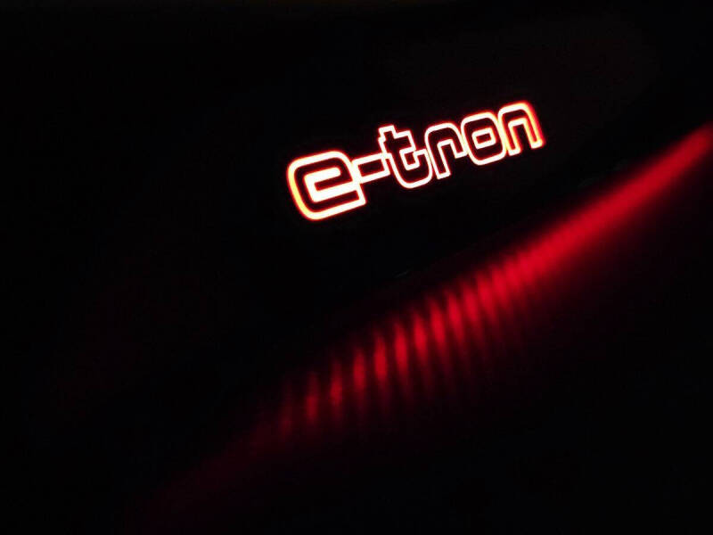 2024 Audi e-tron GT quattro Premium Plus