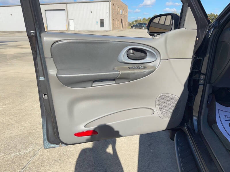 2004 Chevrolet TrailBlazer EXT LT