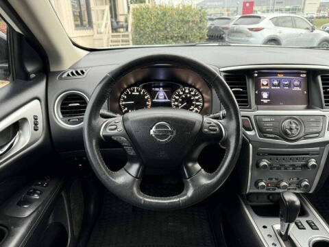 2017 Nissan Pathfinder