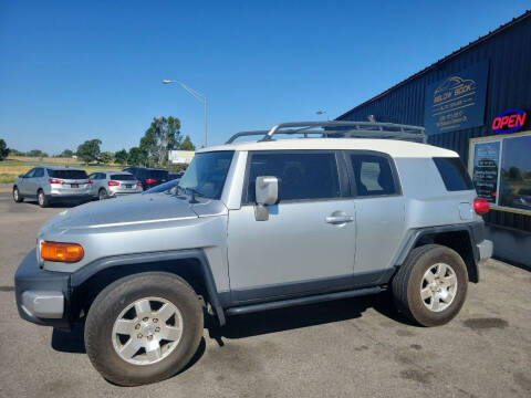 2007 Toyota FJ Cruiser for sale at BELOW BOOK AUTO SALES in Idaho Falls ID
