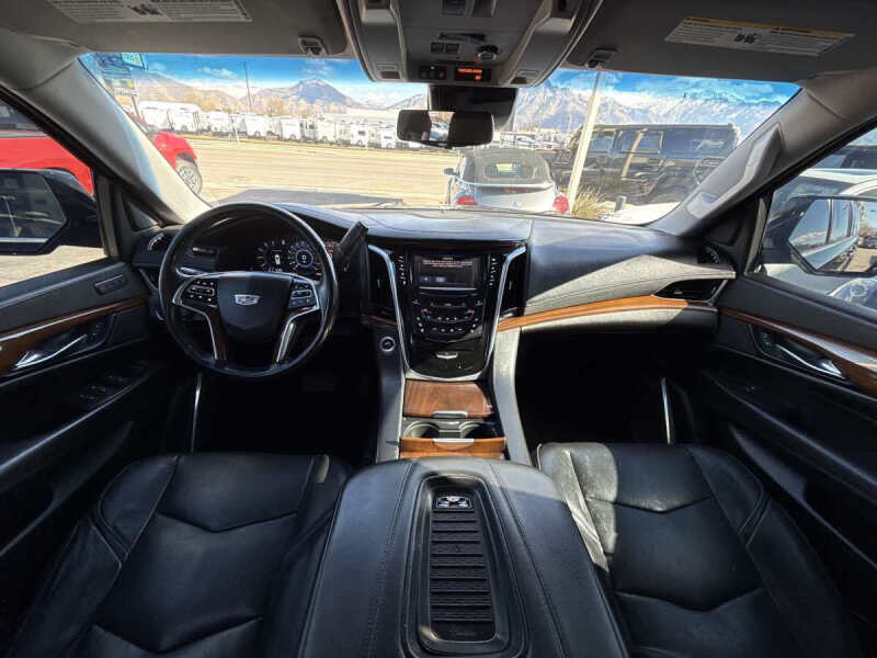 2019 Cadillac Escalade ESV Premium Luxury
