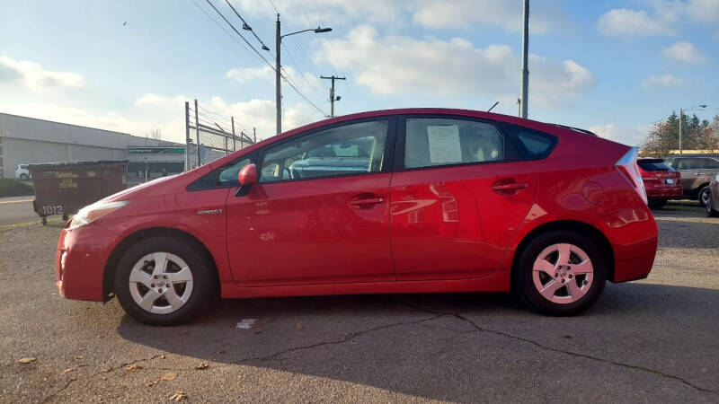2010 Toyota Prius III