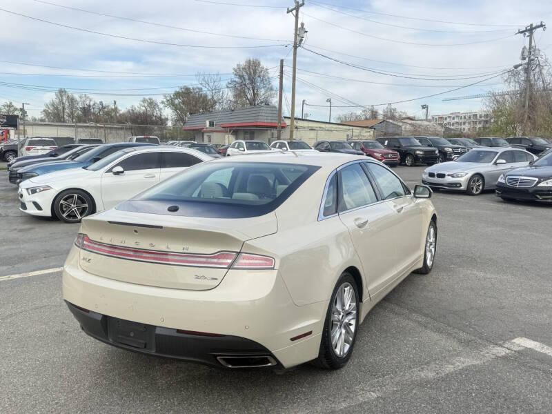 2016 Lincoln MKZ