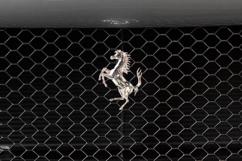 2025 Ferrari Purosangue