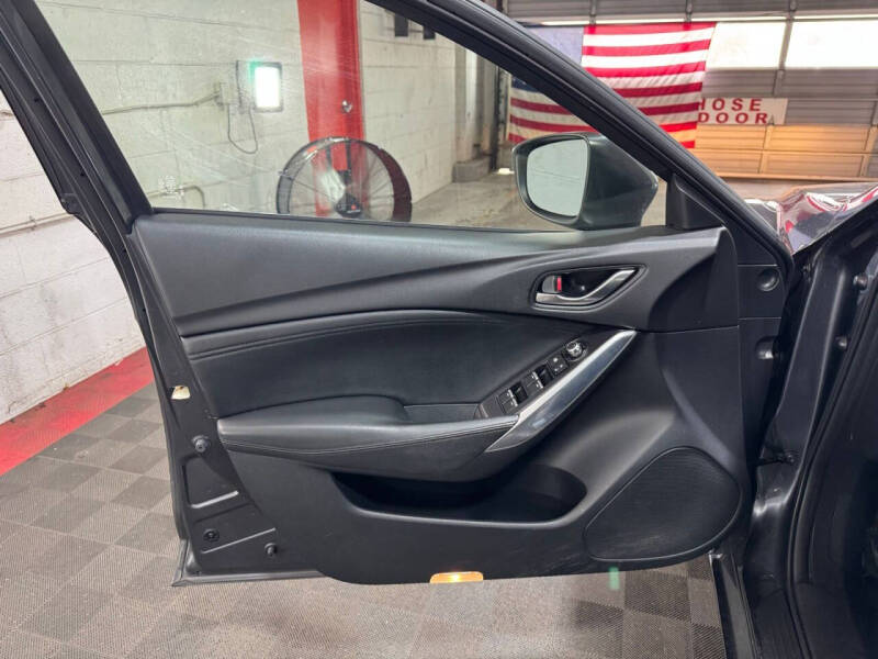 2016 Mazda MAZDA6 i Touring