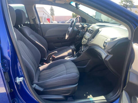 2013 Chevrolet Sonic LT Auto