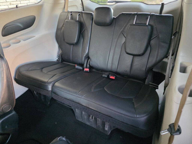 2019 Chrysler Pacifica Touring L