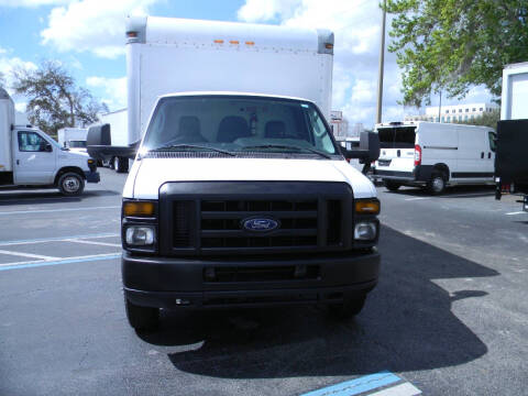 2016 Ford E-350