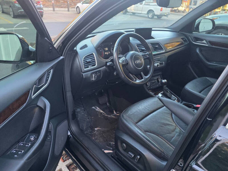 2017 Audi Q3 2.0T quattro Premium Plus