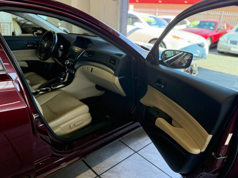 2016 Acura ILX w/Premium