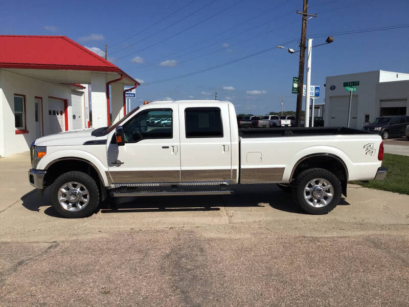 Used 2015 Ford F-250 Super Duty Lariat with VIN 1FT7W2BT8FEA10898 for sale in Danbury, IA