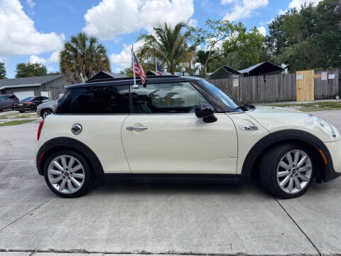 2015 MINI Hardtop 2 Door Cooper S