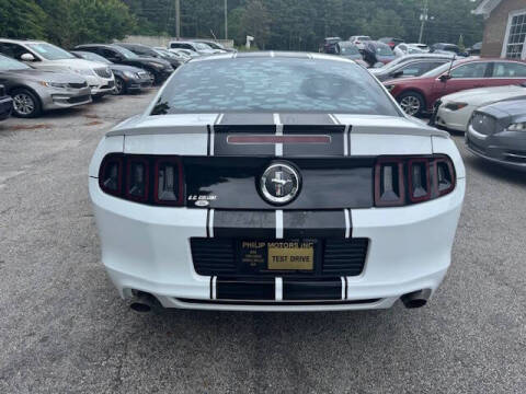 2014 Ford Mustang V6