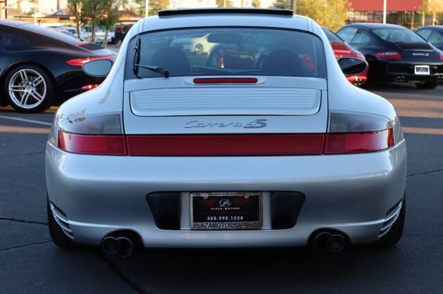 2004 Porsche 911 Carrera 4S