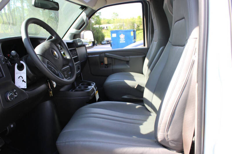 2026 Chevrolet Express 2500