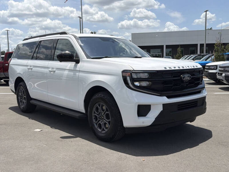 2025 Ford Expedition MAX Active