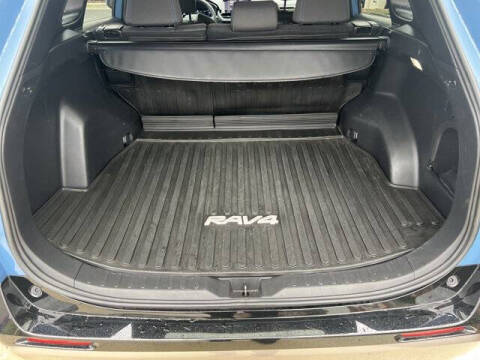 2023 Toyota RAV4 Hybrid SE