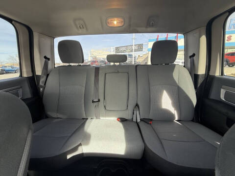 2023 RAM 1500 Classic SLT