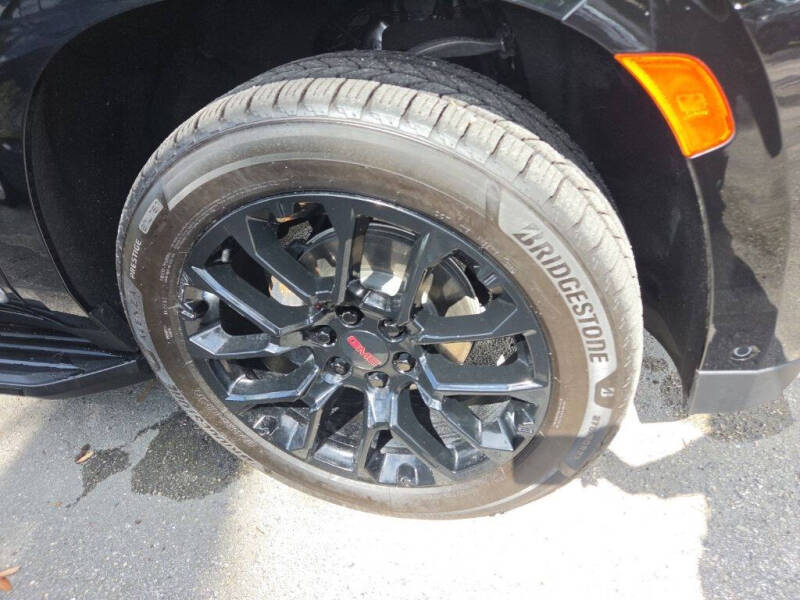 2024 GMC Yukon Denali