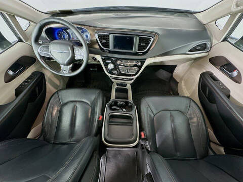 2019 Chrysler Pacifica Touring L
