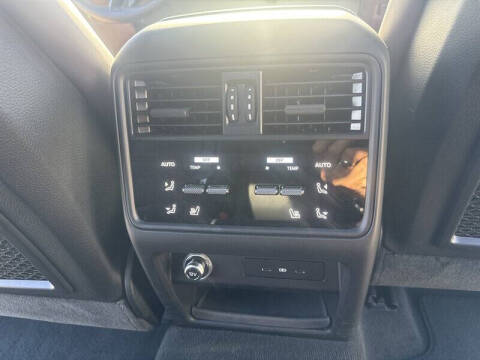 2024 Porsche Cayenne S Coupe