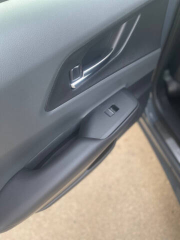 2023 Toyota Prius LE