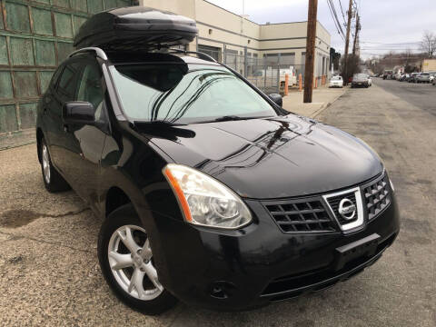 2009 Nissan Rogue for sale at Illinois Auto Sales in Paterson NJ