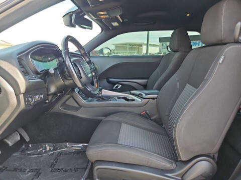 2021 Dodge Challenger SXT