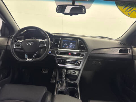 2018 Hyundai Sonata Sport