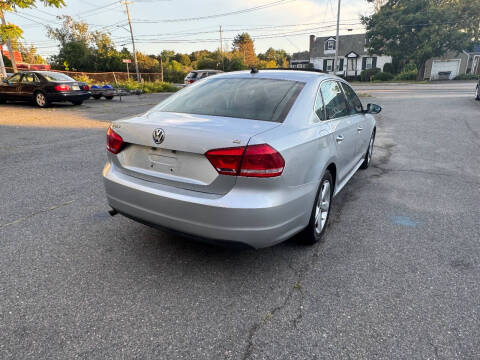 2012 Volkswagen Passat SE PZEV