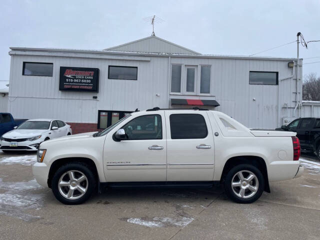 2013 Chevrolet Avalanche for sale at Martinson's Used Cars in Altoona, IA