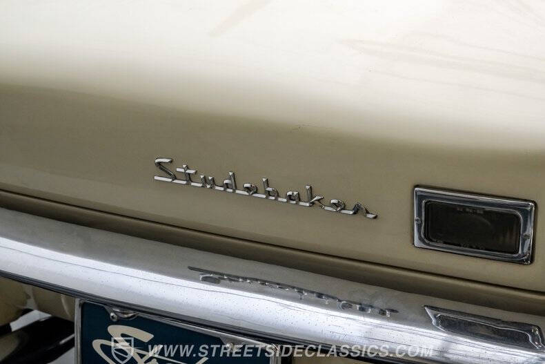 1963 Studebaker Avanti