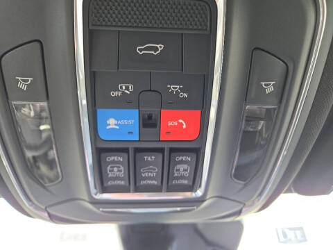 2025 Jeep Grand Cherokee Overland