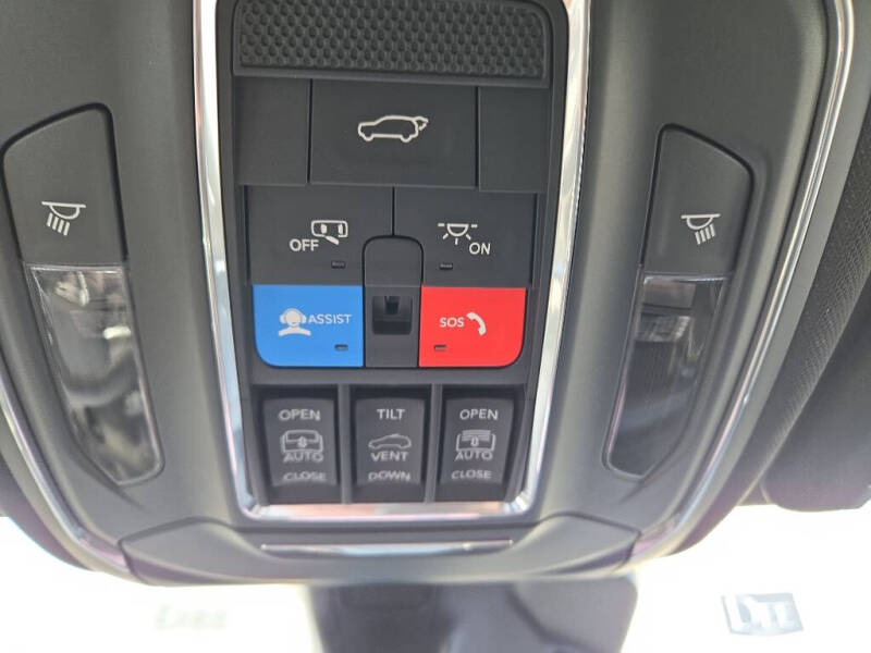 2025 Jeep Grand Cherokee Overland