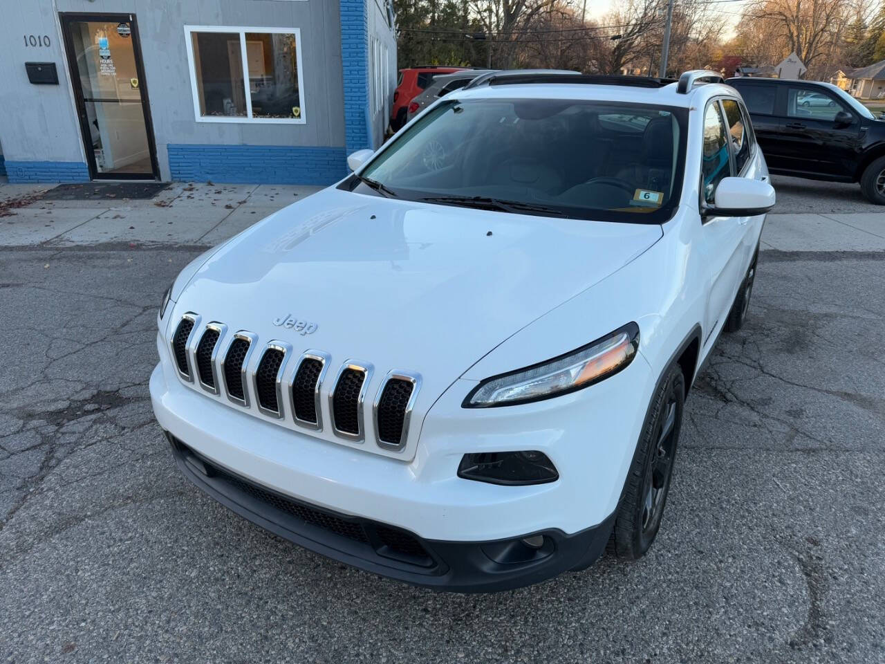 2016 Jeep Cherokee for sale at ONE PRICE AUTO in Mount Clemens, MI