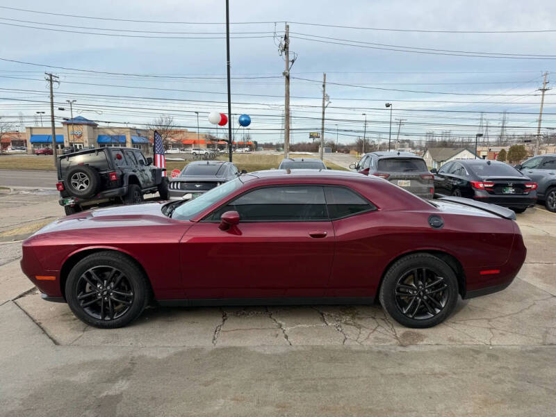 2019 Dodge Challenger SXT
