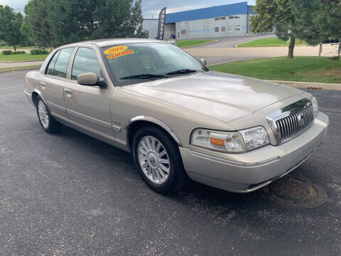2010 Mercury Grand Marquis for sale at Ryan Motors in Frankfort IL