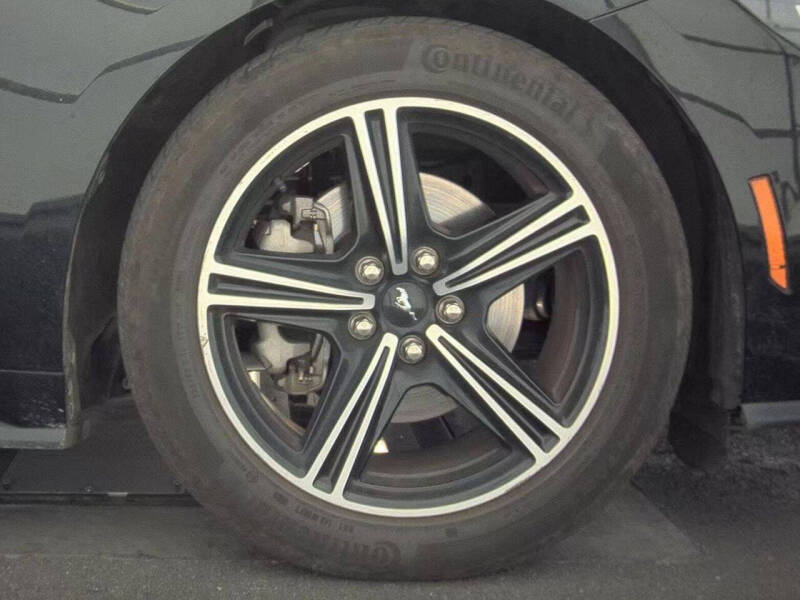 2024 Ford Mustang EcoBoost