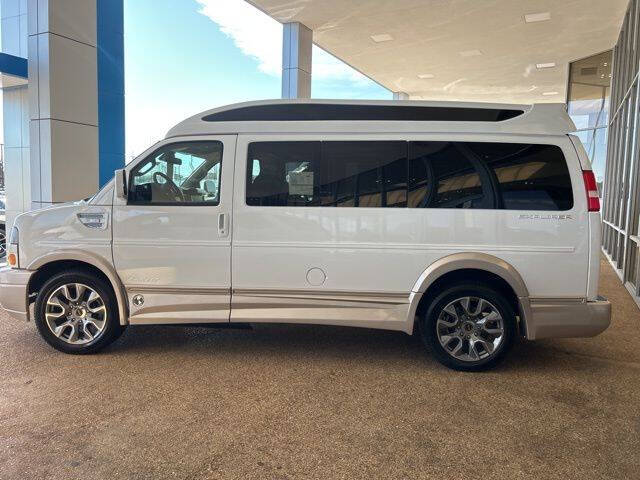 2026 Chevrolet Express 2500