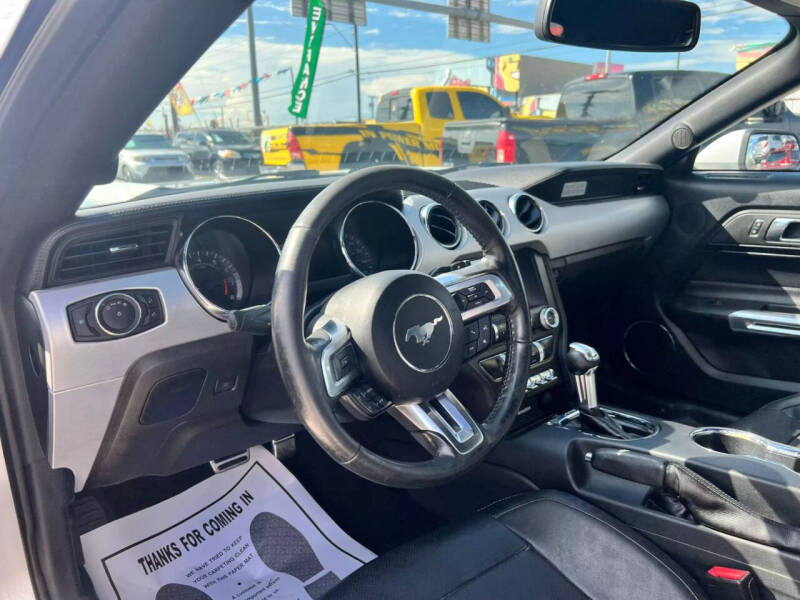 2017 Ford Mustang EcoBoost Premium