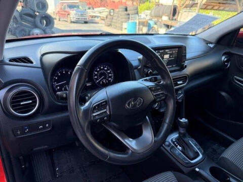 2020 Hyundai Kona SEL Plus