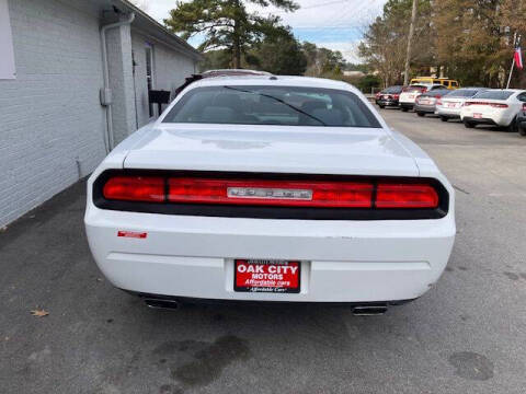 2014 Dodge Challenger SXT