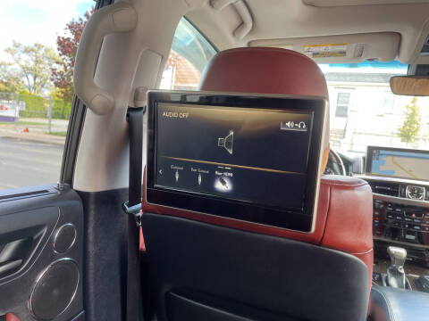 2018 Lexus LX 570 Three-Row