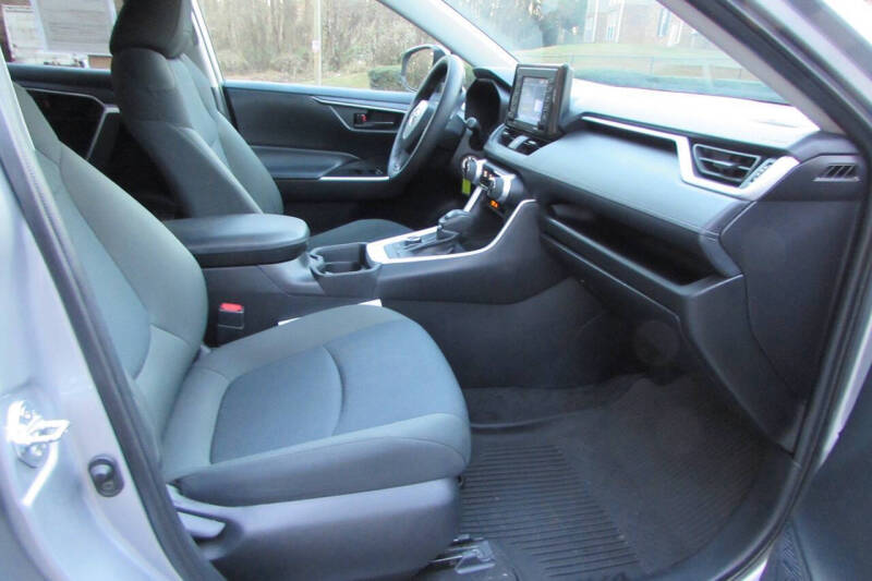 2021 Toyota RAV4 Hybrid LE