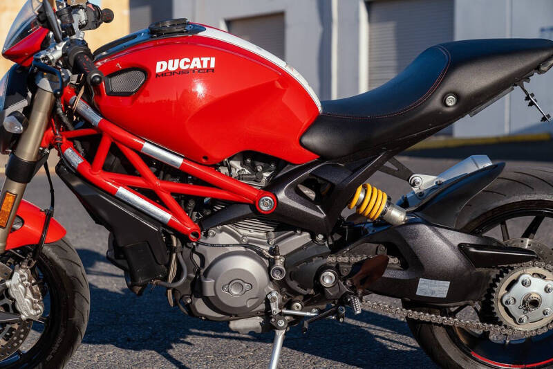 2013 Ducati Monster 1100 EVO