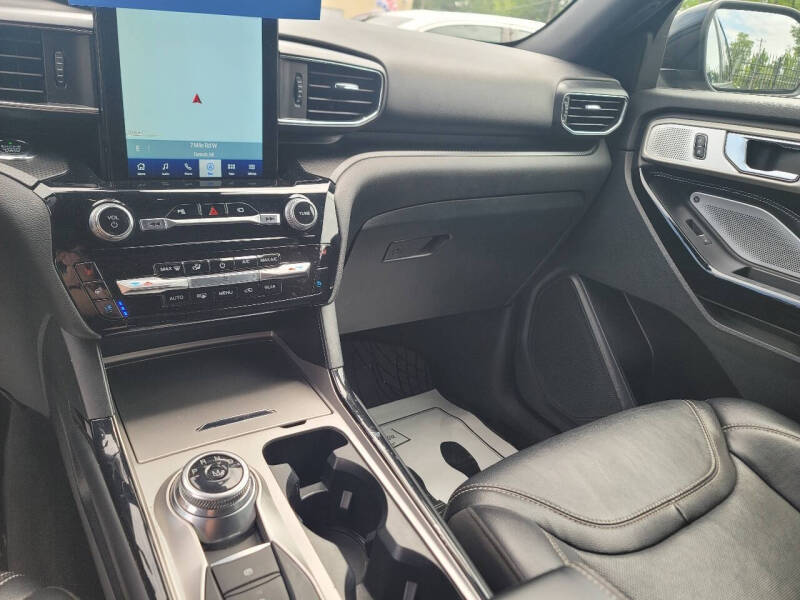 2021 Ford Explorer ST